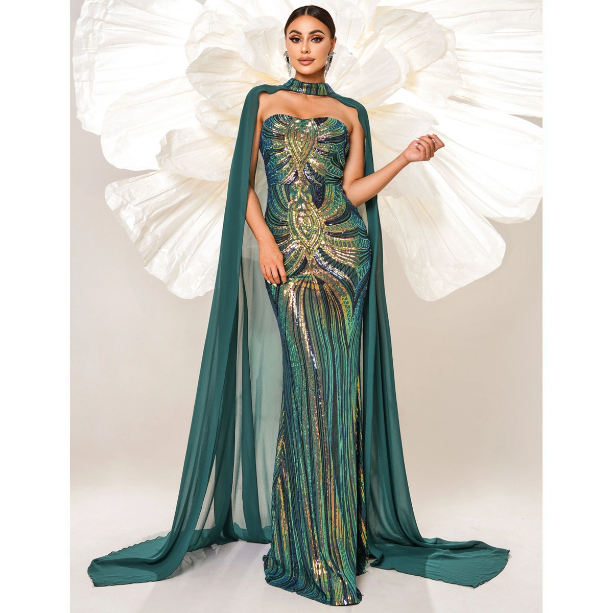 Exclusivo Vestido Brillante Verde con Dorado