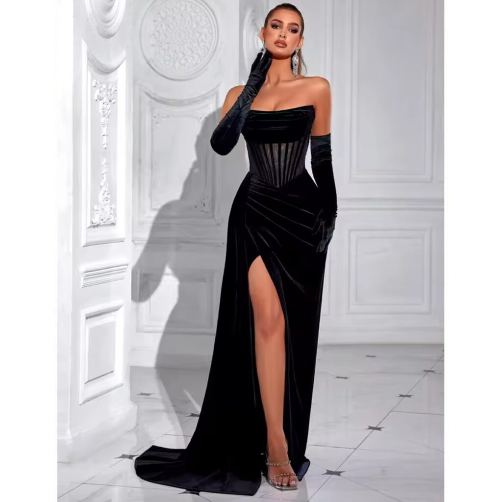 Exclusivo Vestido Negro de Terciopelo