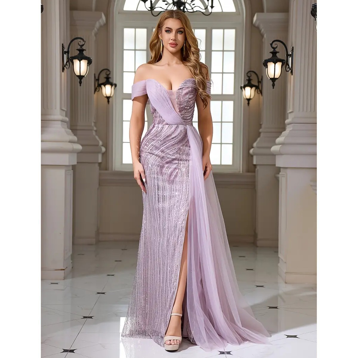 Exclusivo Vestido Lila con Plata de Lentejuelas