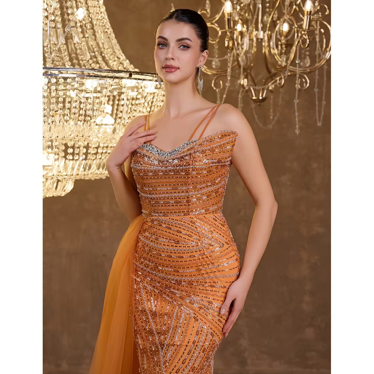 Exclusivo Vestido Naranja con Plata de Lentejuelas