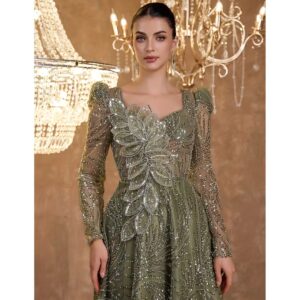 Exclusivo Vestido Verde con Lentejuelas Plateadas