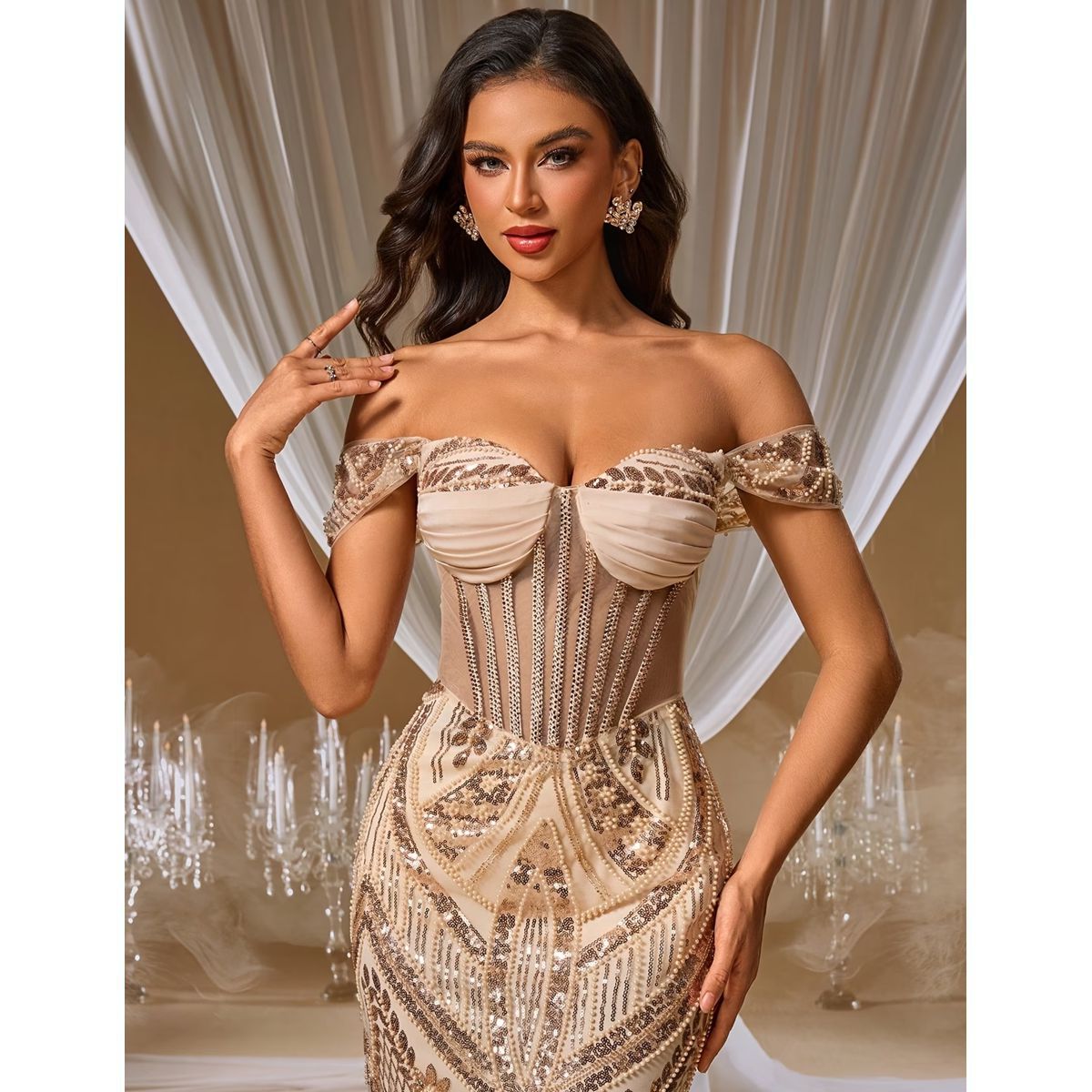 Exclusivo Vestido Dorado de Lentejuelas - Imagen 4