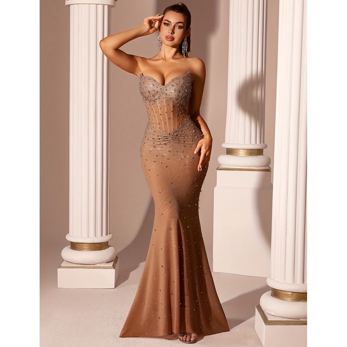 Exclusivo Vestido Dorado de Lentejuelas - Imagen 2