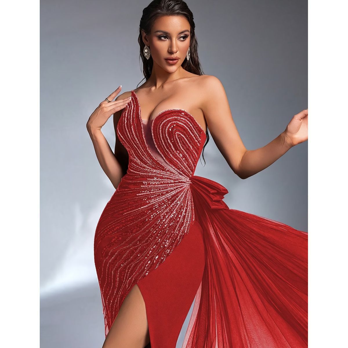Vestido Largo Rojo Drappeado con Brillos - Imagen 2