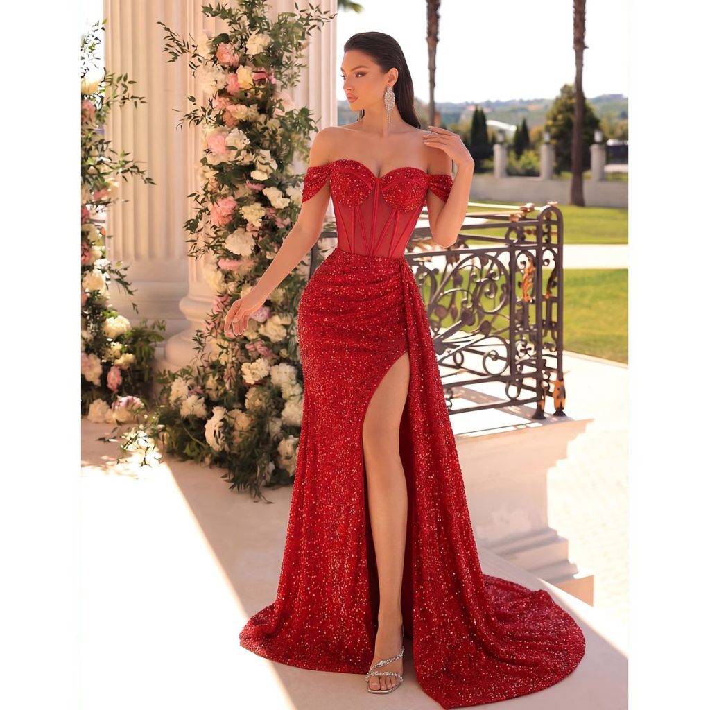 Vestido Largo Rojo con Escote Bardot y Abertura