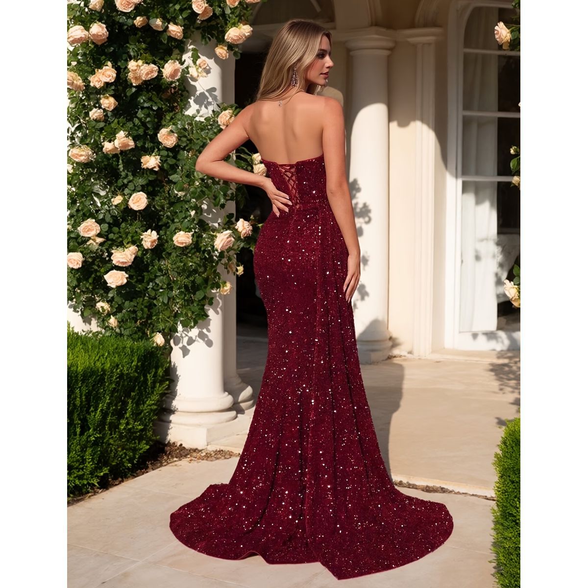 Vestido Largo Rojo Borgoña con Brillos y Cola - Imagen 2