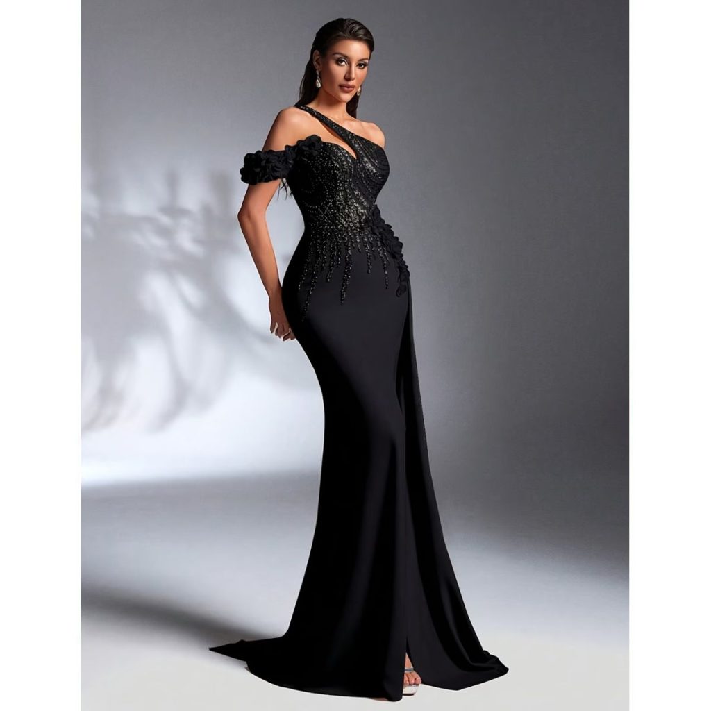 Vestido Largo Negro con Escote Bardot