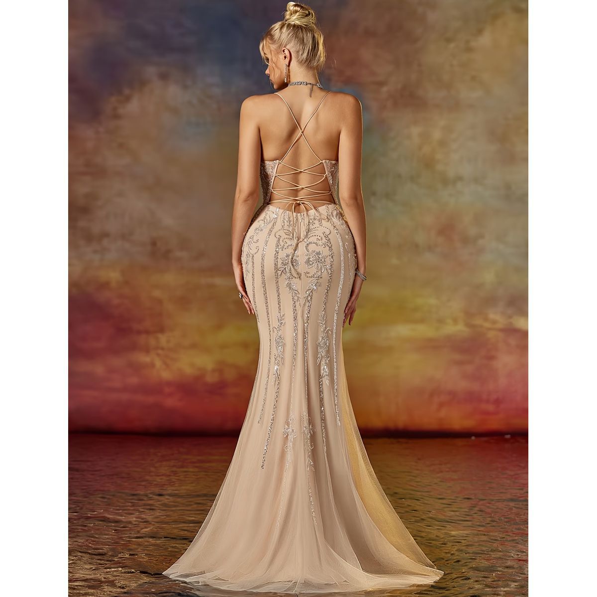 Vestido de Gala Champagne con Bordado y Silueta Sirena - Imagen 2