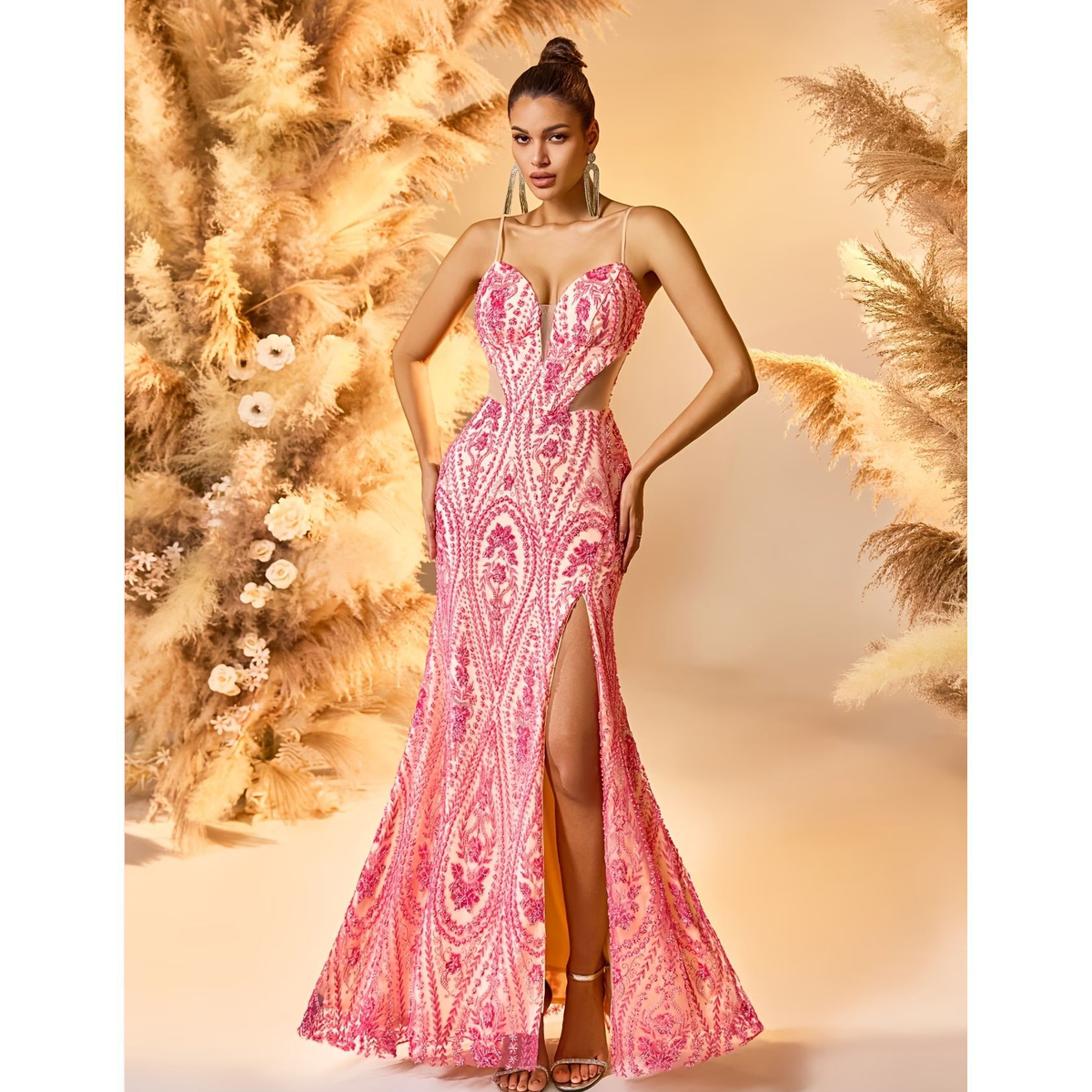 Vestido Largo Rosa con Encaje y Detalles Florales - Imagen 3