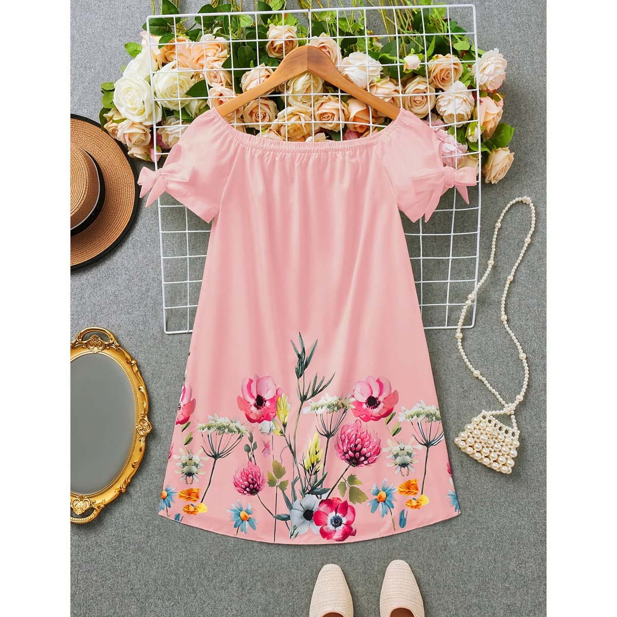 Vestido Rosa con Escote Recto y Estampado Floral - Imagen 3