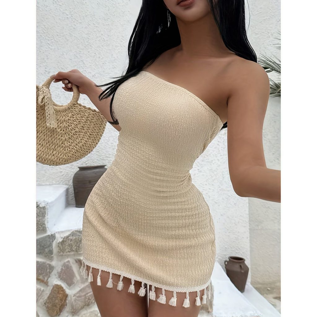 Vestido Corto Beige de Un Hombro con Flecos